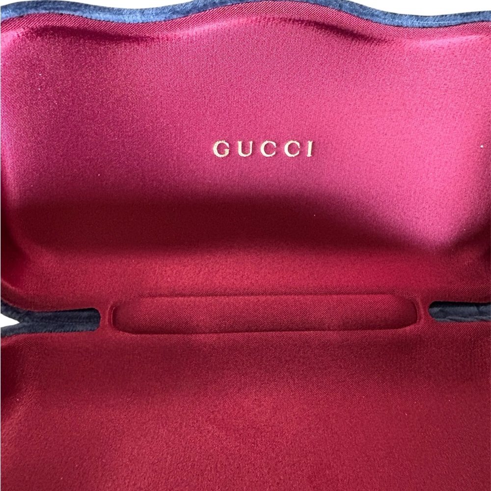 Gucci Blue Velvet Eyeglasses/Sunglasses Case - Picture 3 of 5